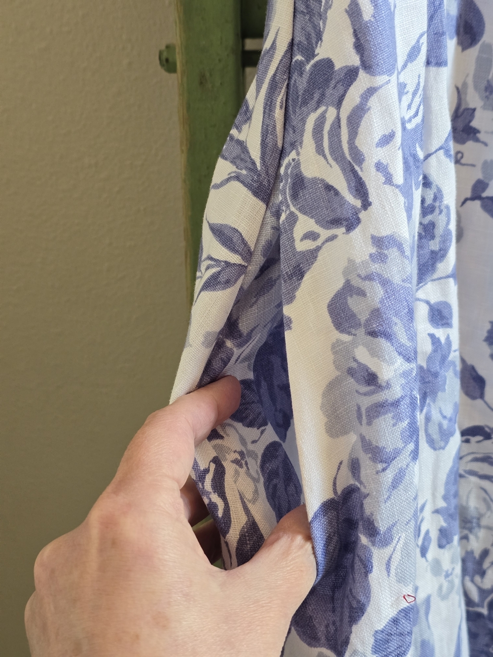 Reformation Bucatini Linen Midi Dress in Blue/White Lucerne Floral Print. Sz 10 - Picture 5 of 9
